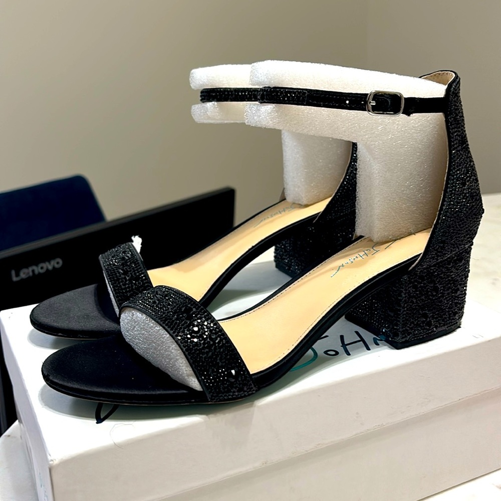 Betsy Johnson Mari Black size 10 block heel dress evening sandal
